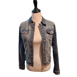 Denim jacket juniors large
